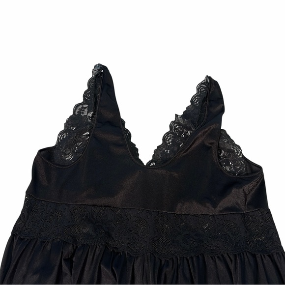 2- Shadowline Women's Nightgown Black Long Lace Bodice Silhouette Silky Nylon  L - Picture 16 of 16